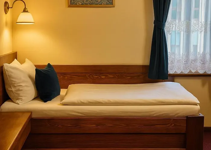 Гостевой дом Galerie Роуднице-над-Лабем